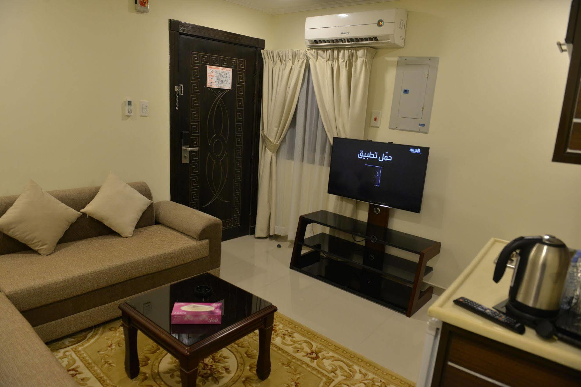 The First Tower Hotel Al Al Jubail Екстериор снимка
